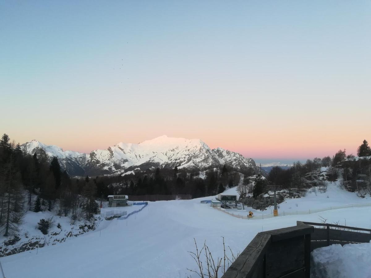 Hôtel Rifugio Campelli à Barzio Extérieur photo