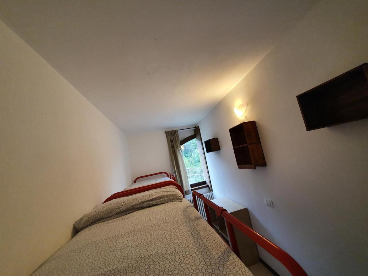 Hôtel Rifugio Campelli à Barzio Extérieur photo